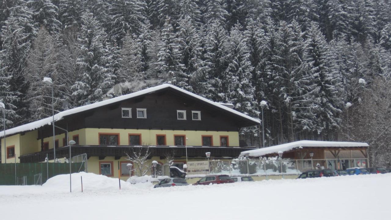 The Art & Sport Hotel Innsbruck Exterior photo